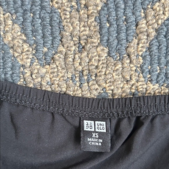 Uniqlo Women's Black Pencil Skirt - Picture 2 of 12